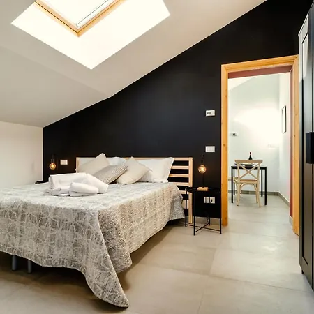 La Corte - Mansarda 8 Apartamento