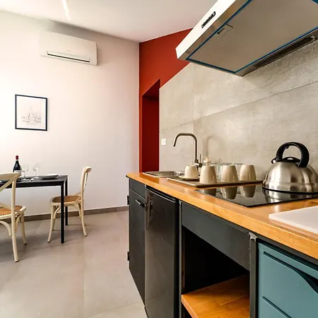 Apartamento La Corte - Mansarda 8 *